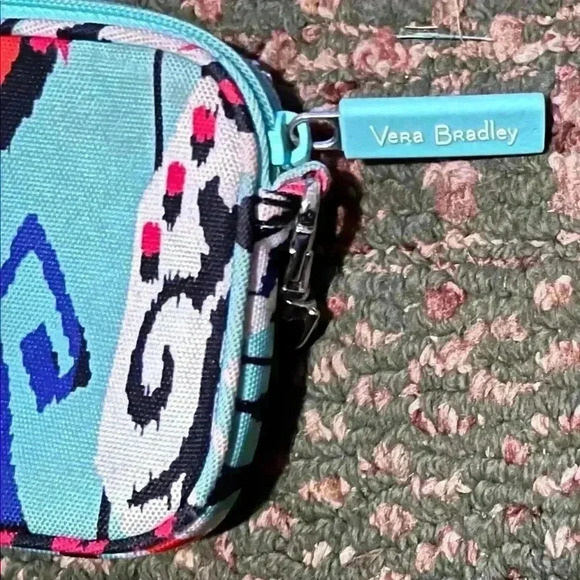 Vera Bradley Small Wristlet & Keychain Wallet - Picture 4 of 6